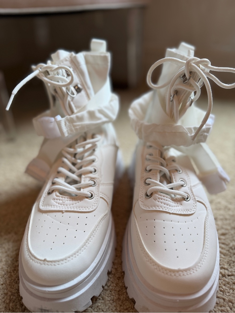 Women's White Platform Lace-Up Ankle boots
